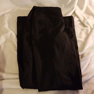 Athletic fleece-lined leggings